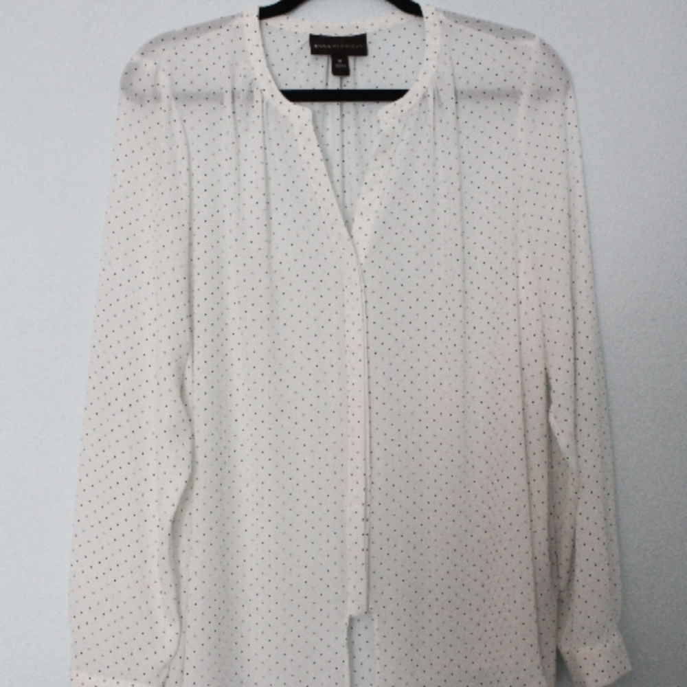 Dana Buchman womans button up blouse